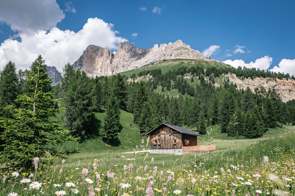 Almhuette Similde Dolomiten