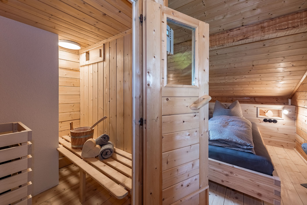 Almwellness Sauna